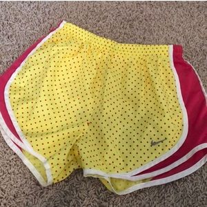 NIKE Dri-Fit Tempo Shorts